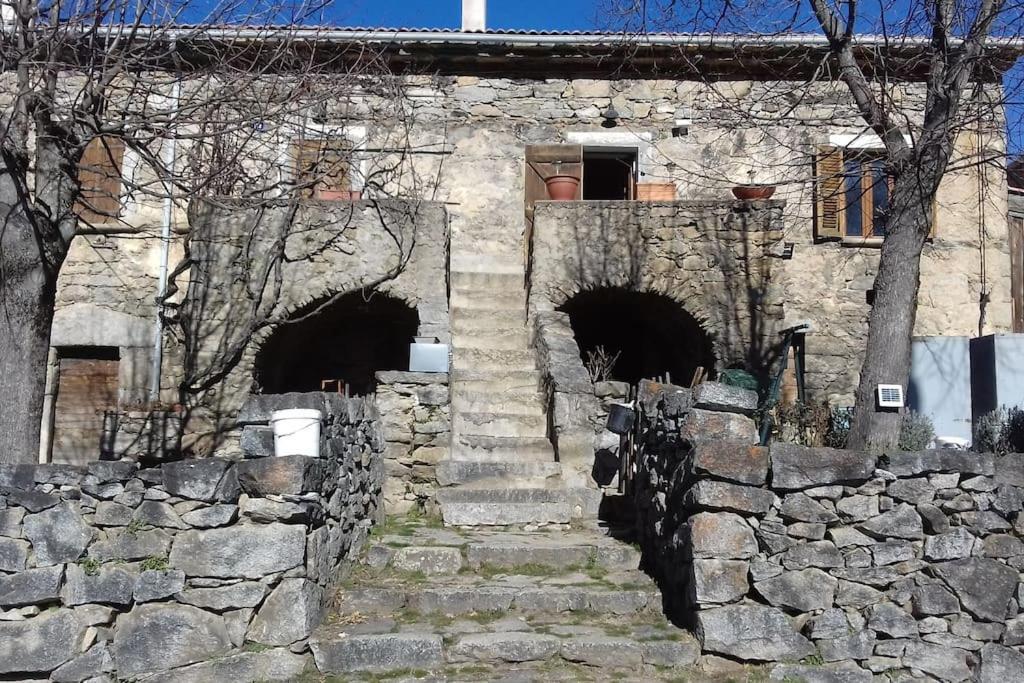 Maison De Caractere Au Coeur De La Corse Rurale Calacuccia Buitenkant foto